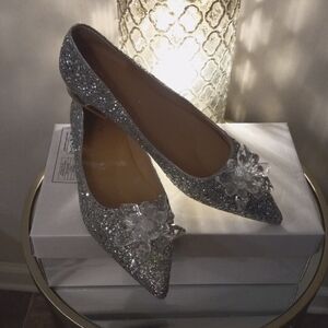 Sequin Flat with Acrylic Flower